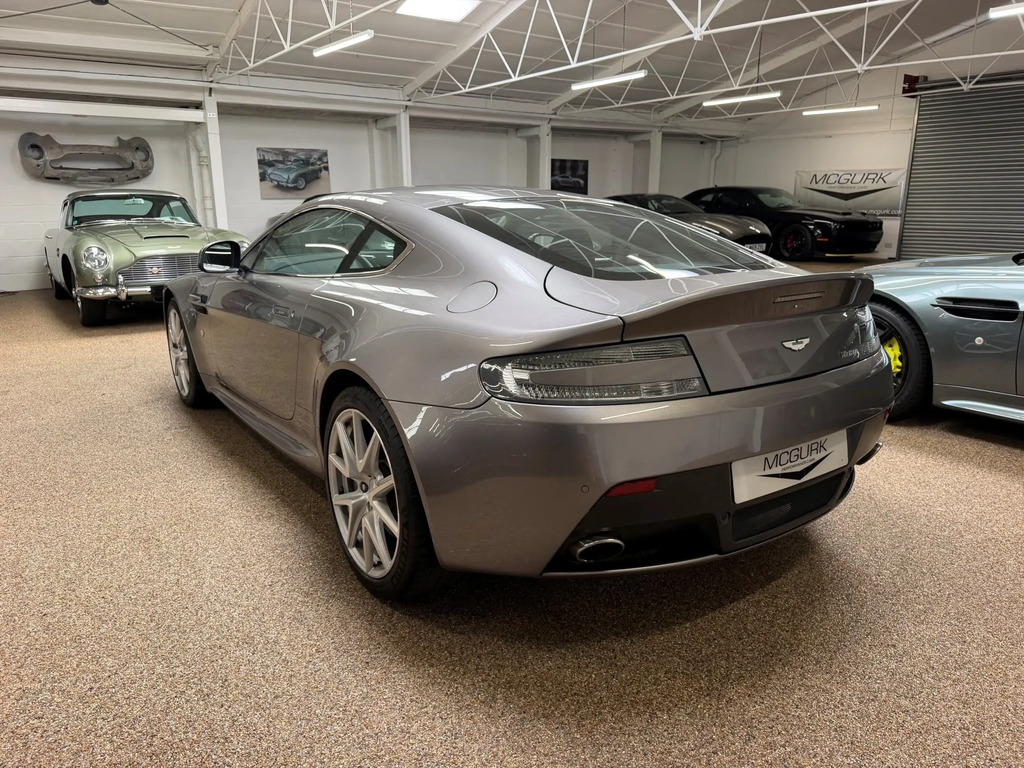 Aston Martin Vantage 4.7 V8 Coupe #4