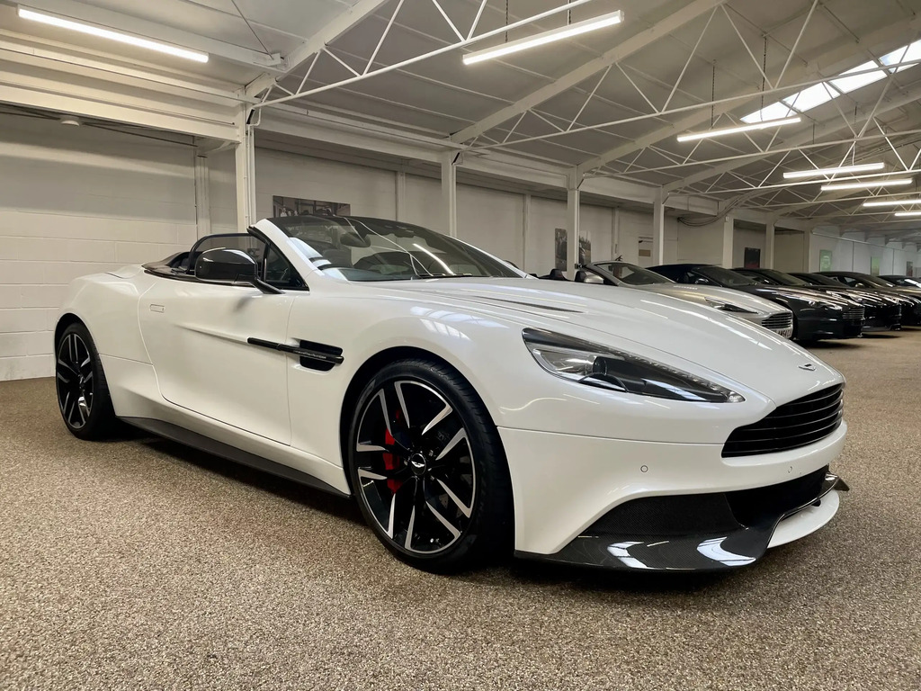 Aston Martin Vanquish Volante #2