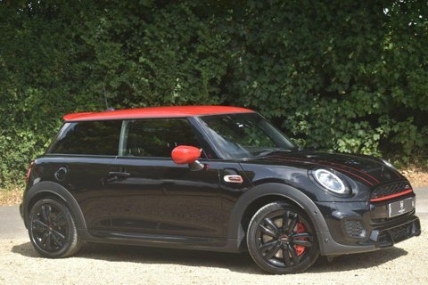 Mini Hatch 2.0 John Cooper EO70FCC Black