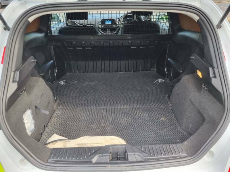 Ford Fiesta 1.1 Ti-vct Van - 2019 69 White #6