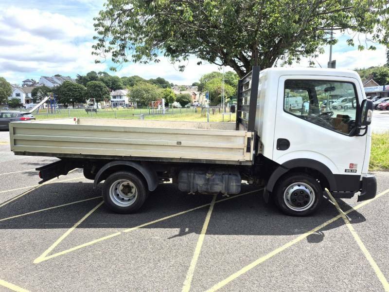 Nissan NT400 35.13 Dci Dropside - 2020 20 White #4