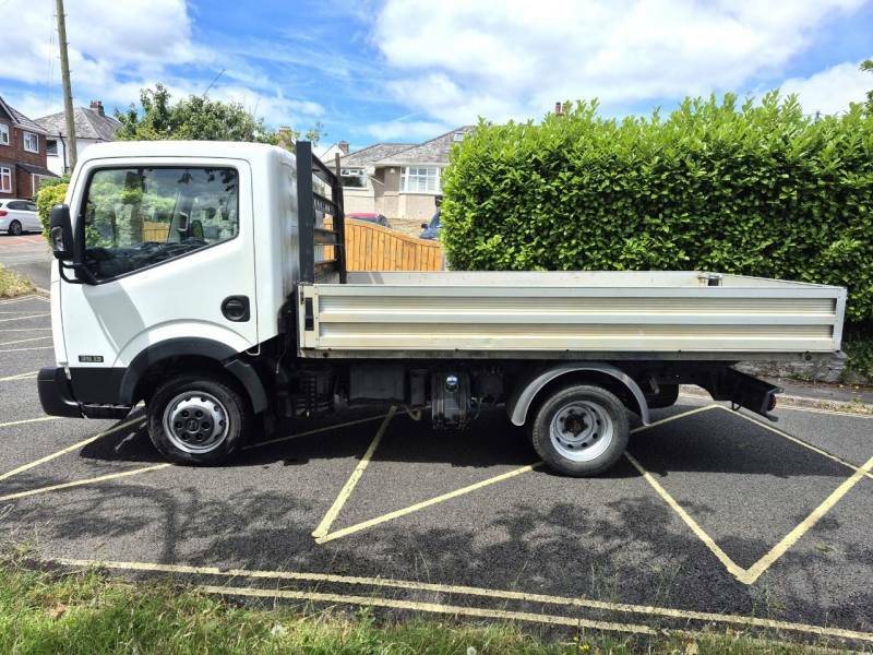 Nissan NT400 35.13 Dci Dropside - 2020 20 White #2