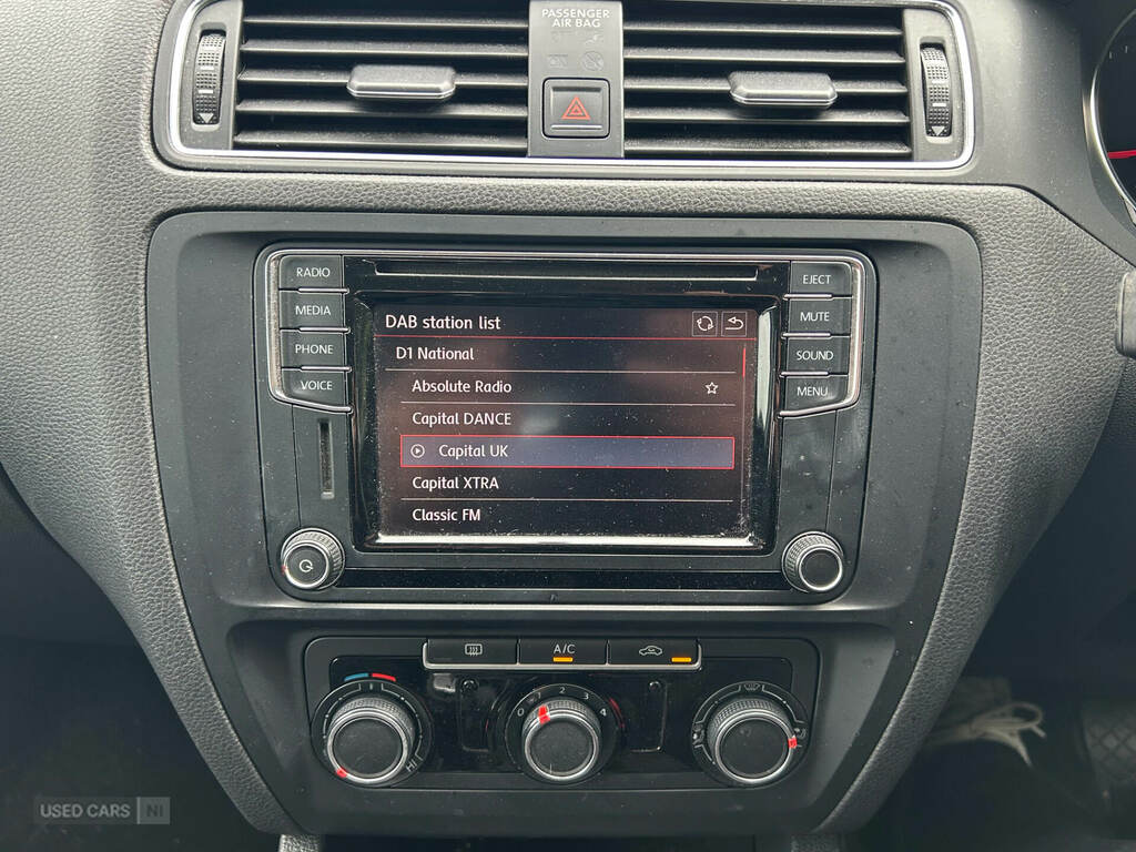 Volkswagen Jetta S Tsi Bluemotion Technology Blue #9