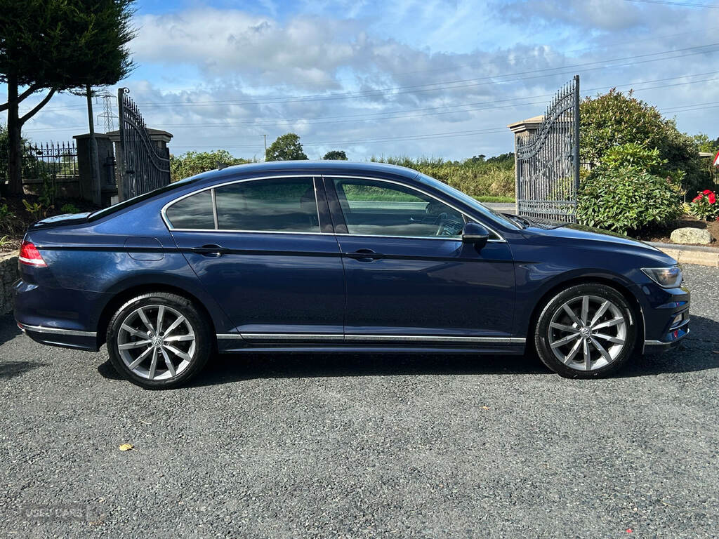 Volkswagen Passat 2.0 Tdi Scr 190 R-line Blue #2