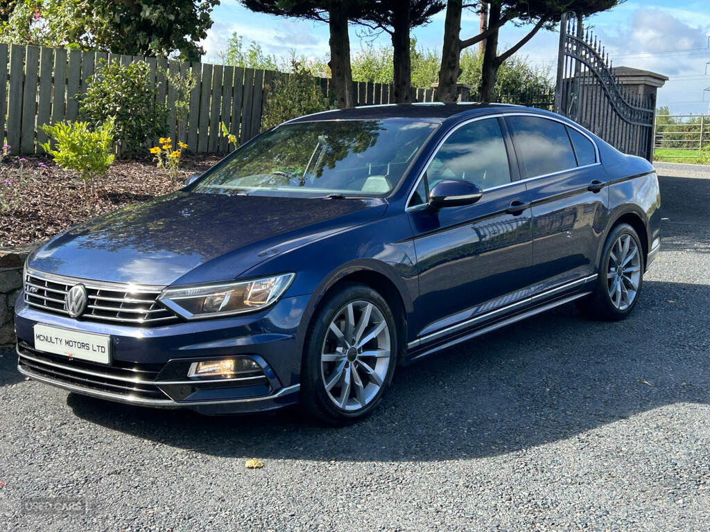 Volkswagen Passat 2.0 Tdi Scr 190 R-line Blue #4