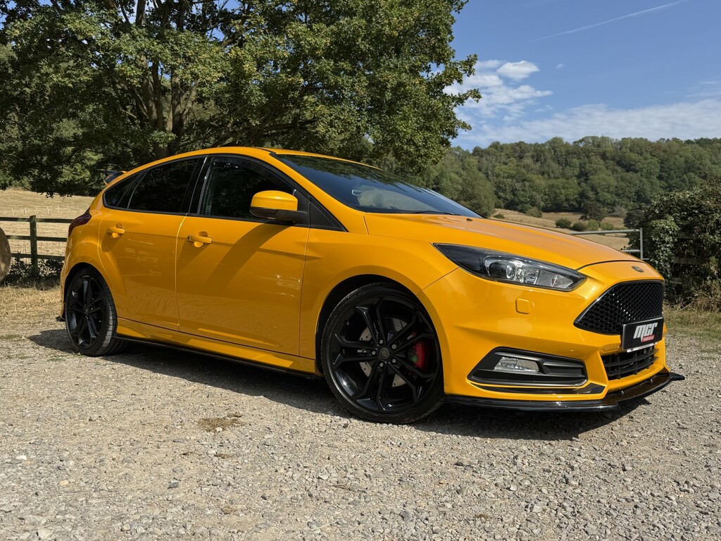 Ford Focus Hatchback 2.0 T Ecoboost St-3 201717 PG17HKO Yellow