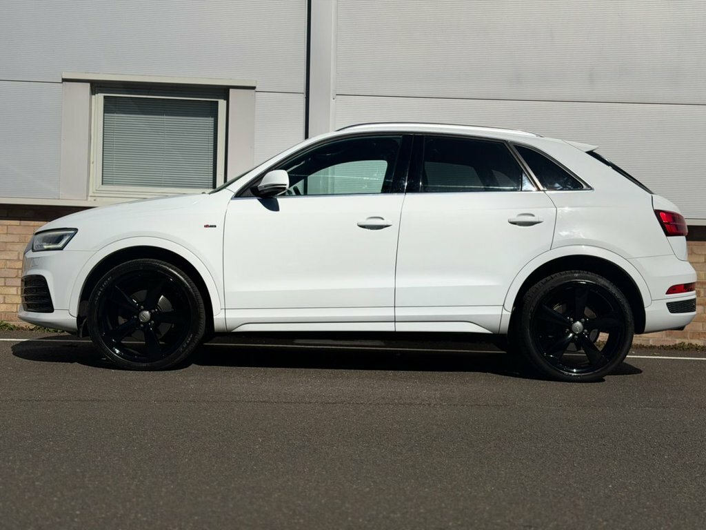 Audi Q3 2L S Line Plus AO66RXF White #3