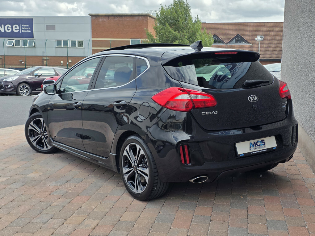 Kia Ceed Gt-line S Isg Crdi LF68UYX Black #5