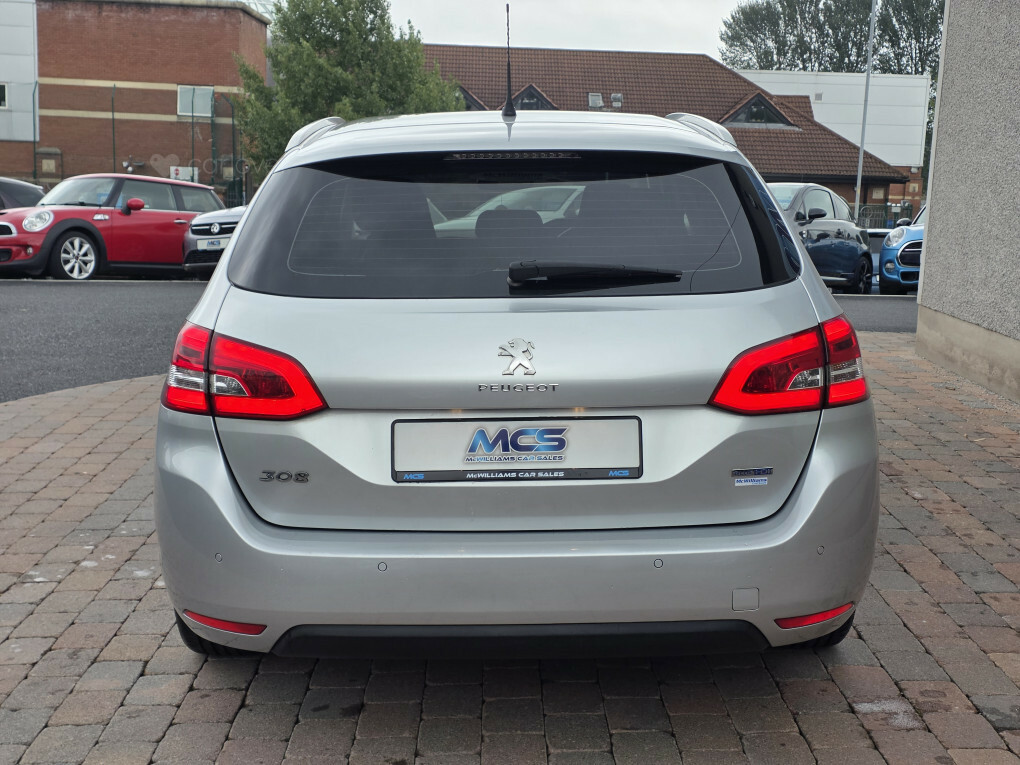 Peugeot 308 SW Allure Sw Hdi Blue Ss  #4