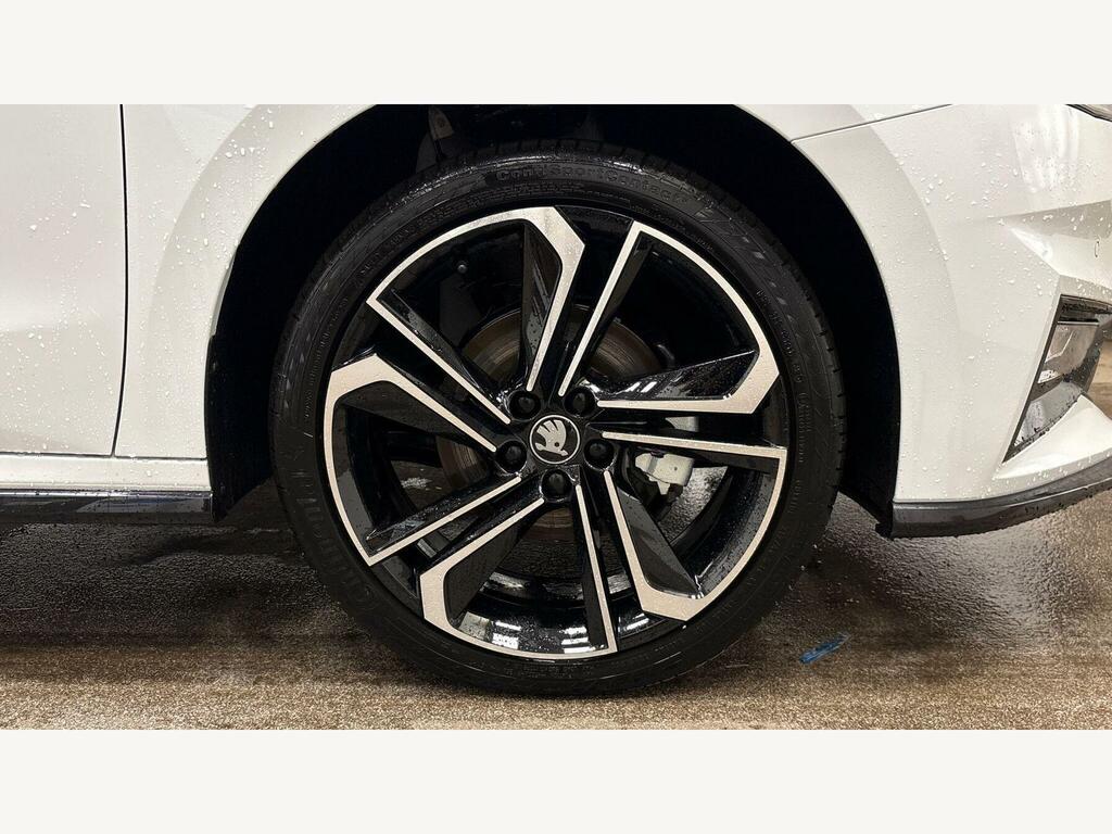 Skoda Fabia 1.5 Tsi Monte Carlo Edition Dsg Euro 6 S S White #4