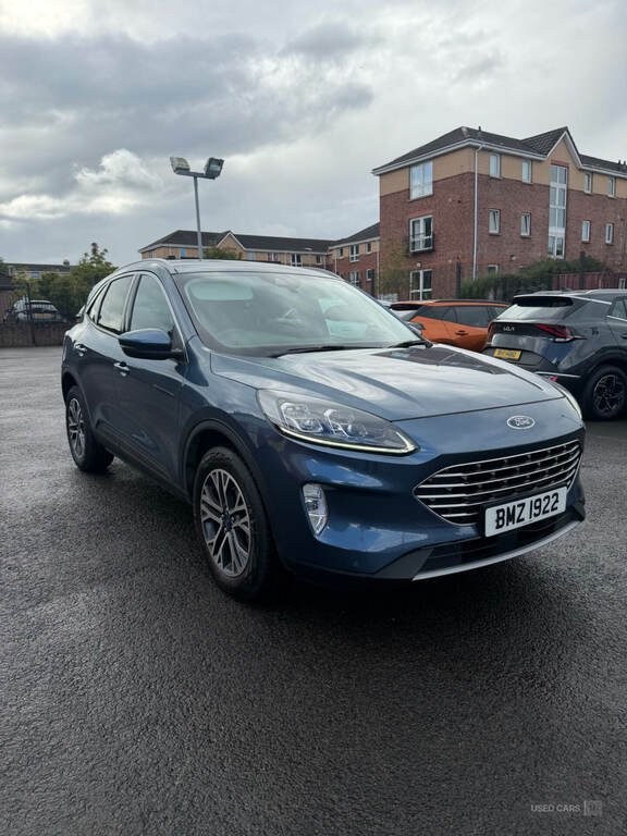 Ford Kuga 1.5 Ecoboost 150 Titanium Edition Blue