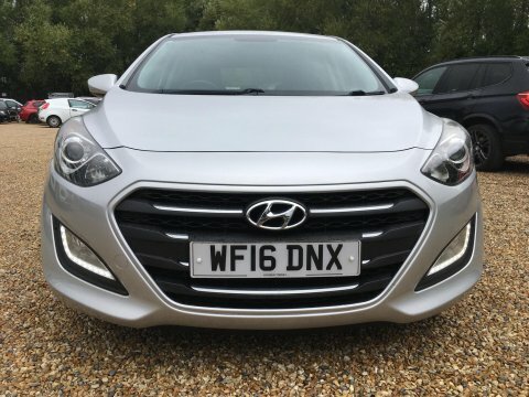 Hyundai I30 Se White #10