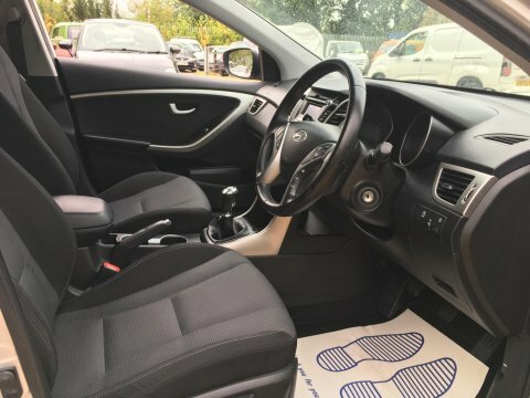 Hyundai I30 Se White #17
