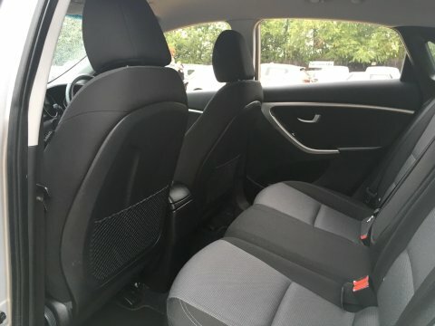Hyundai I30 Se White #25
