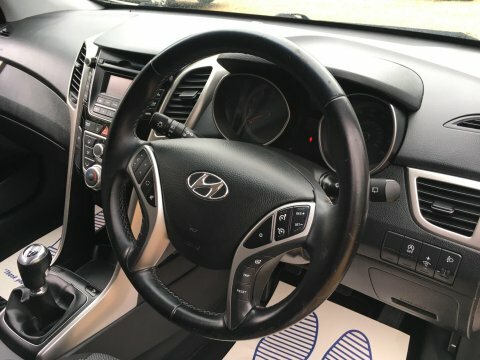 Hyundai I30 Se White #15