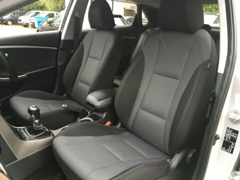 Hyundai I30 Se White #26