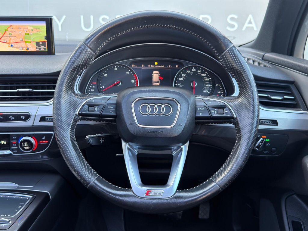 Audi Q7 S Line Black #49