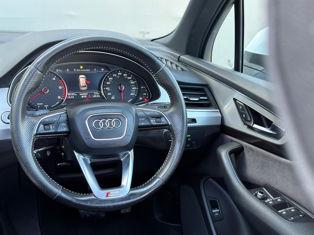 Audi Q7 S Line Black #13