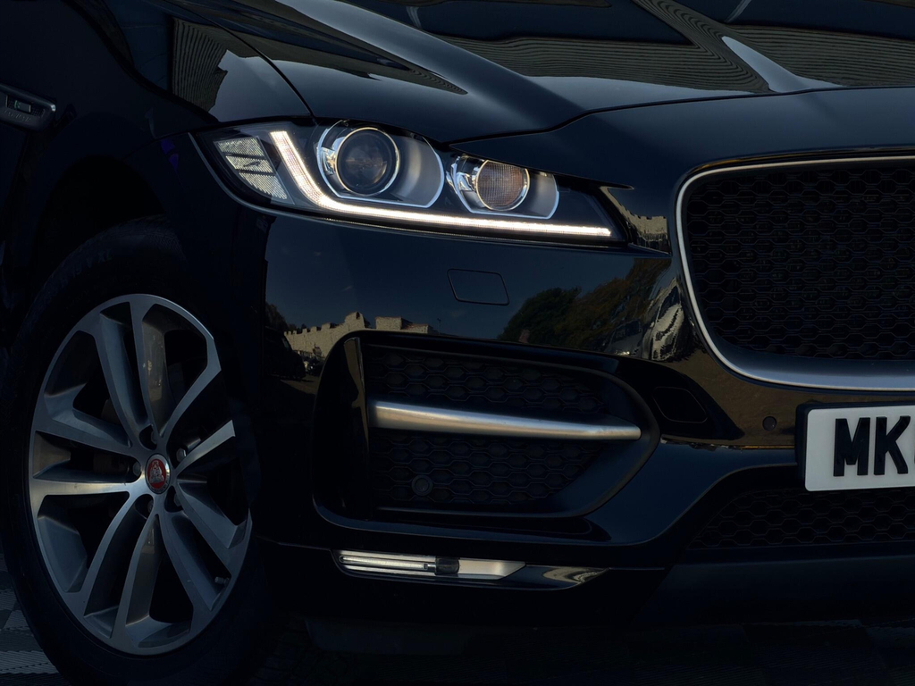 Jaguar F-Pace 2.0 D180 R-sport Awd Euro 6 Ss  #4