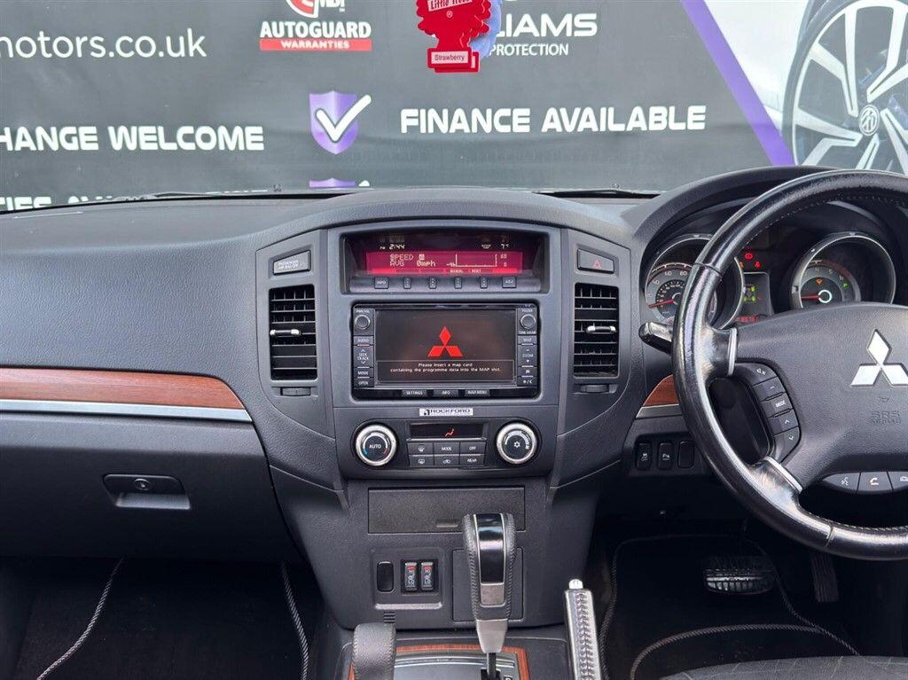 Mitsubishi Shogun  Grey #35