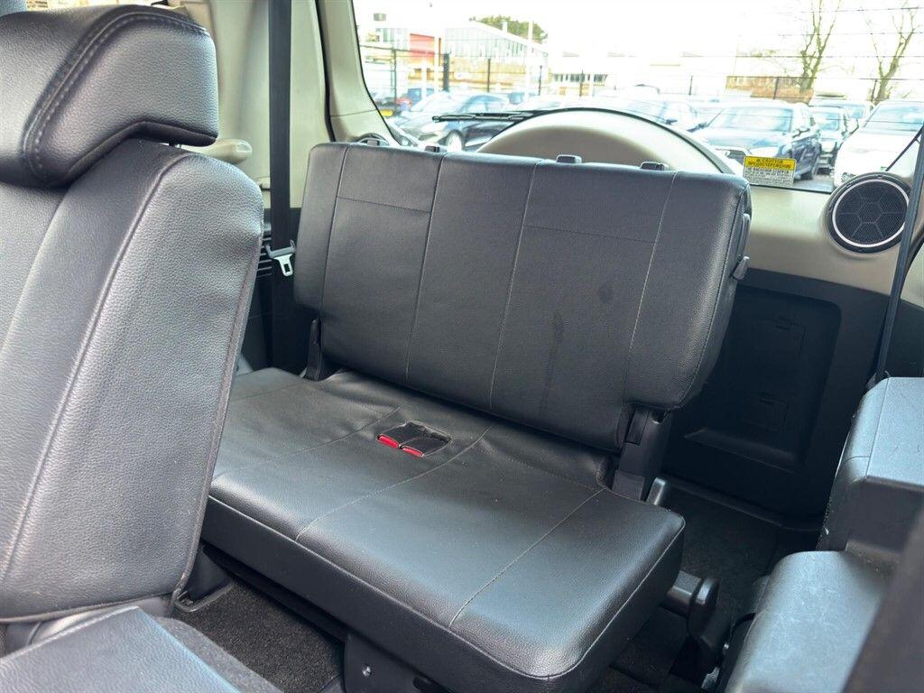 Mitsubishi Shogun  Grey #40