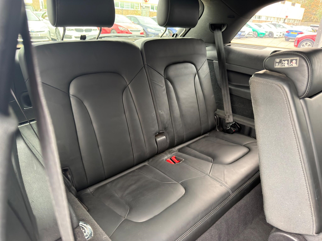 Audi Q7 Grey Grey #48