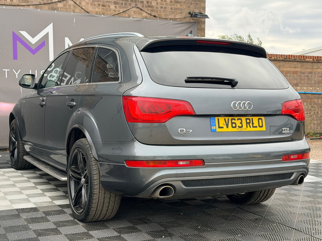 Audi Q7 Grey Grey #17