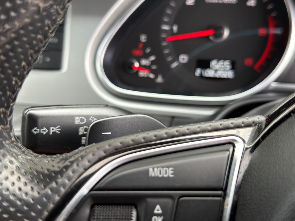 Audi Q7 Grey Grey #30