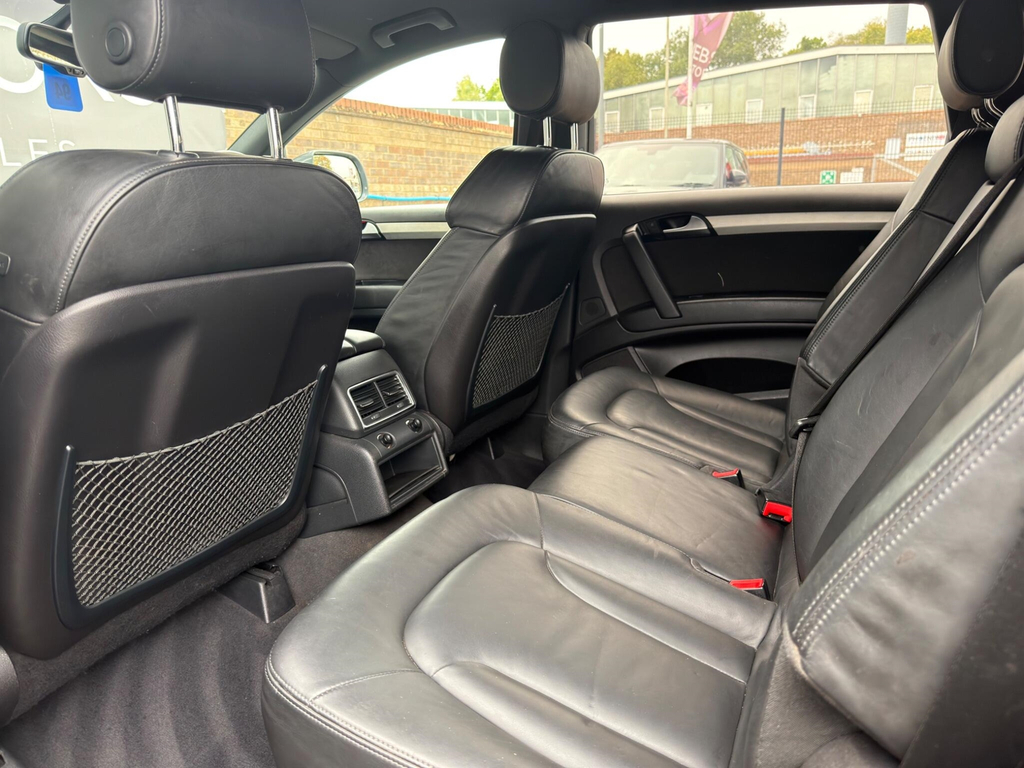 Audi Q7 Grey Grey #47