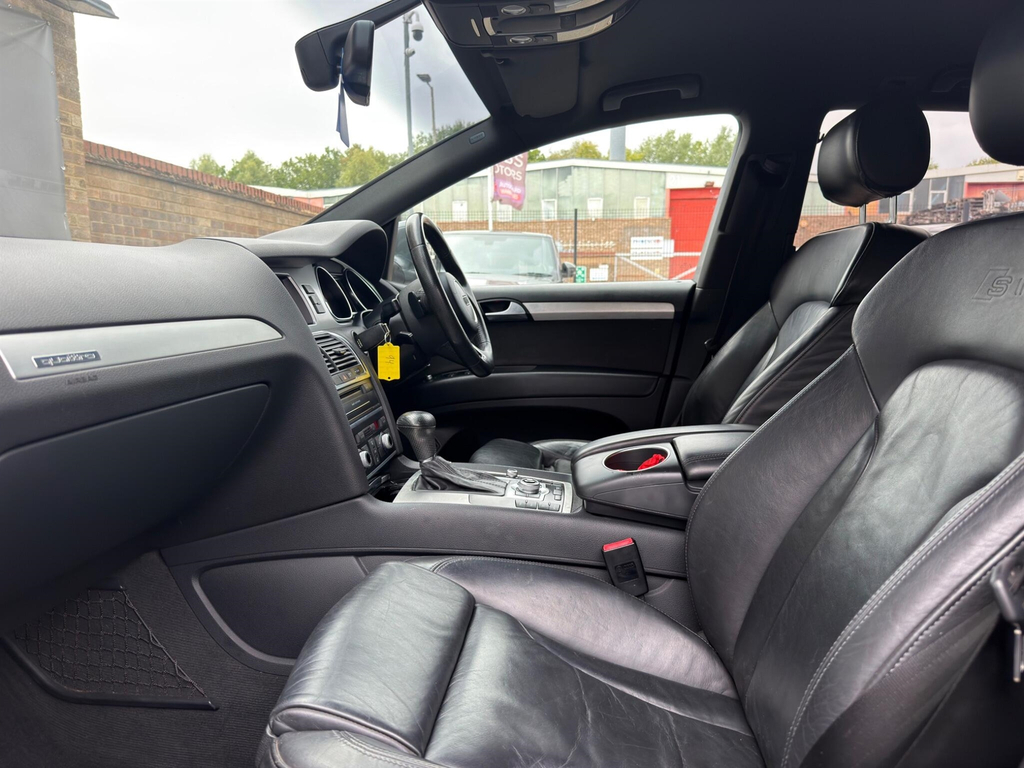 Audi Q7 Grey Grey #45