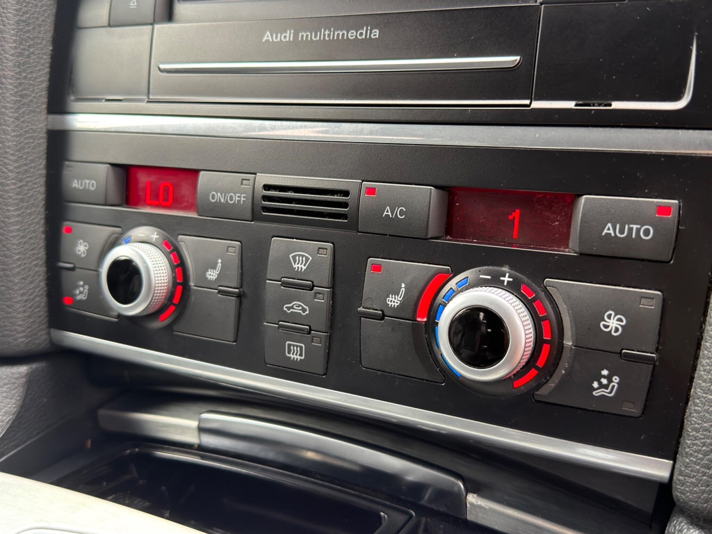 Audi Q7 Grey Grey #40