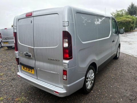 Renault Trafic 2021 21 Sl28 Silver #5
