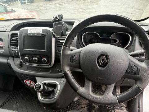 Renault Trafic 2021 21 Sl28 Silver #2
