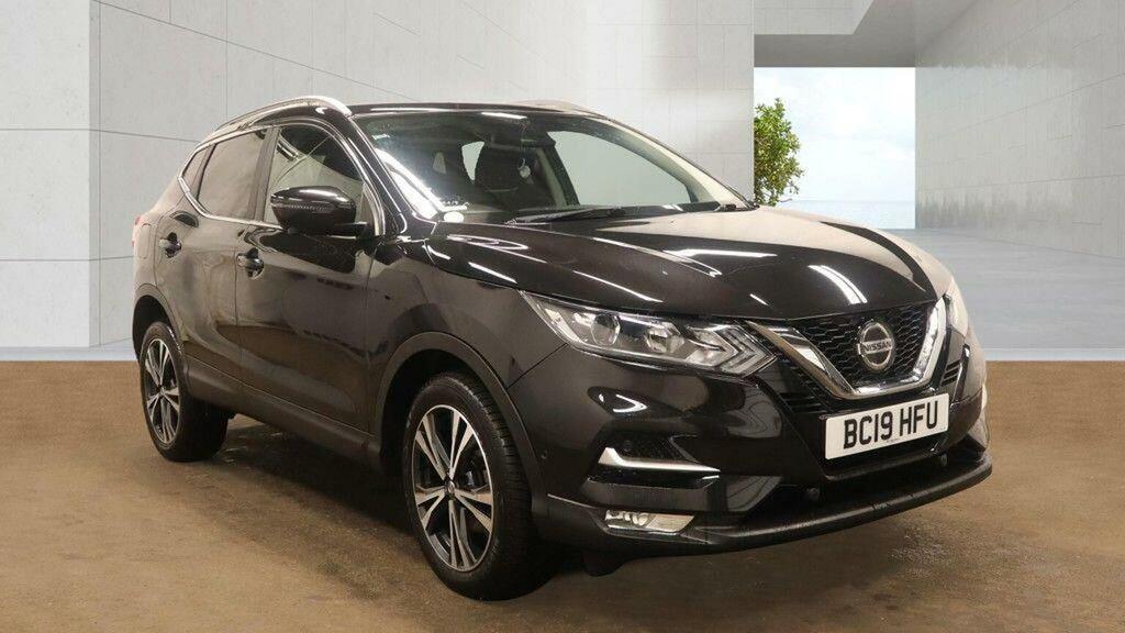 Nissan Qashqai Suv 1.3 Dig-t N-connecta Dct Euro 6 Ss Black
