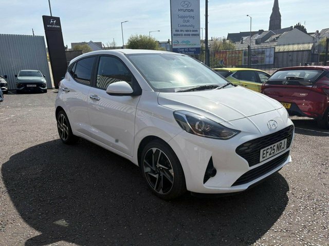 Hyundai I10 Premium Hatchback White