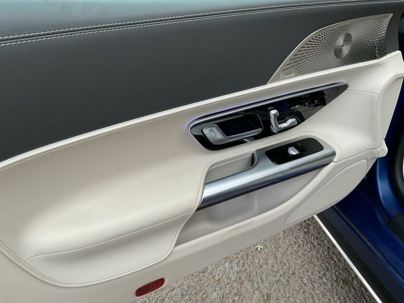 Mercedes-Benz SL Class Sl 55 4Matic Premium Plus White #40