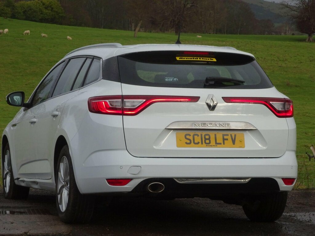 Renault Megane 1.5 Dci Dynamique Nav Sport Tourer Euro 6 Ss SC18LFV White #3