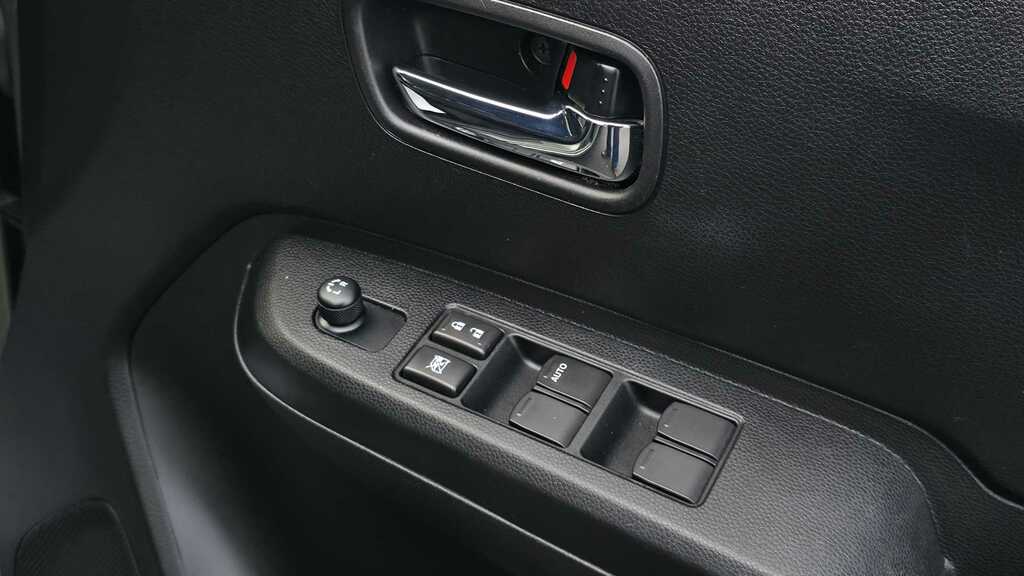 Suzuki Ignis Hatchback Blue #16