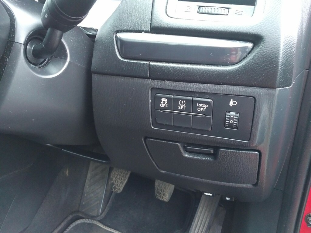 Mazda 6 2.0 Se-l Red #25