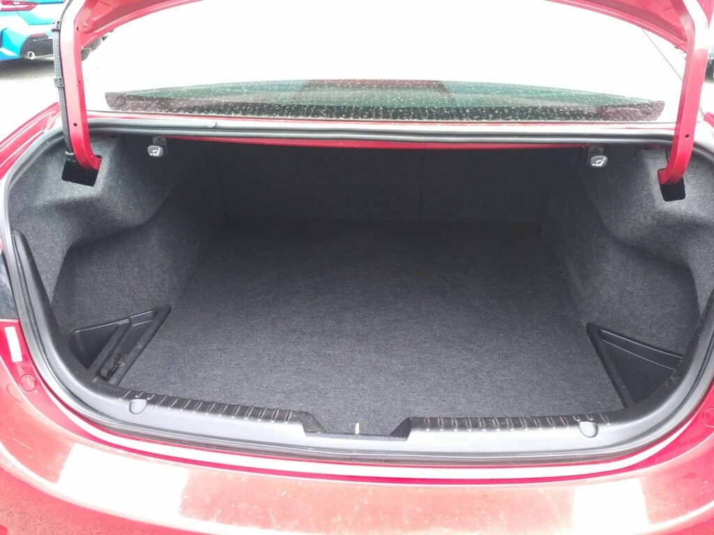 Mazda 6 2.0 Se-l Red #17