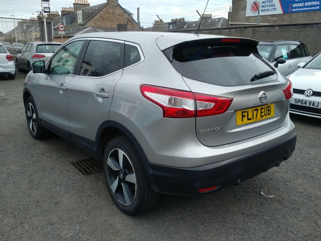 Nissan Qashqai 1.5 Dci N-connecta Silver #5