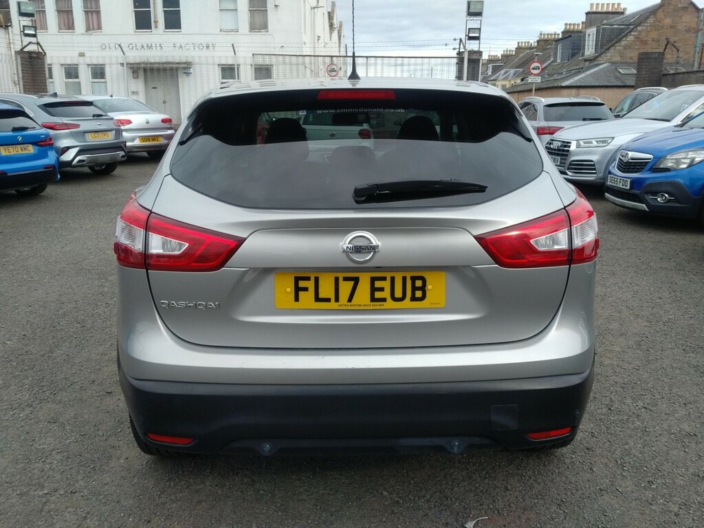 Nissan Qashqai 1.5 Dci N-connecta Silver #6