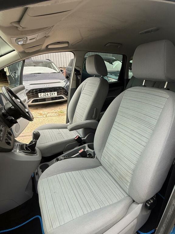 Ford C-Max  Black #31