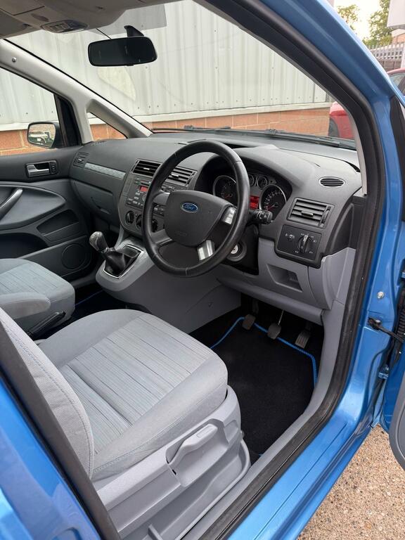 Ford C-Max  Black #32