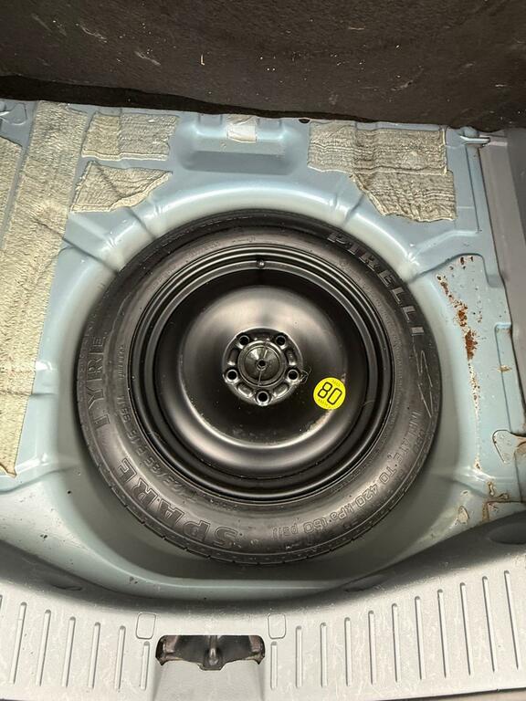 Ford C-Max  Black #33