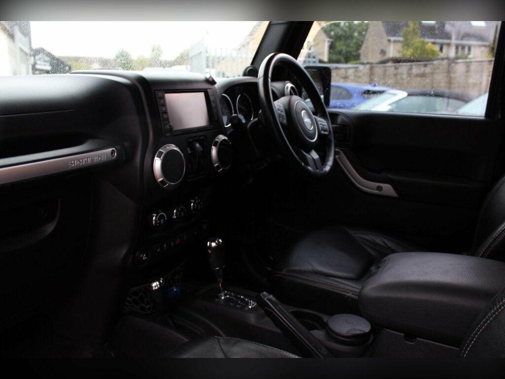 Jeep Wrangler 2.8 Crd Overland 4Wd Euro 5 Black #2
