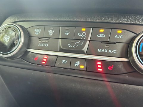 Ford Fiesta Active X RA19XND #4