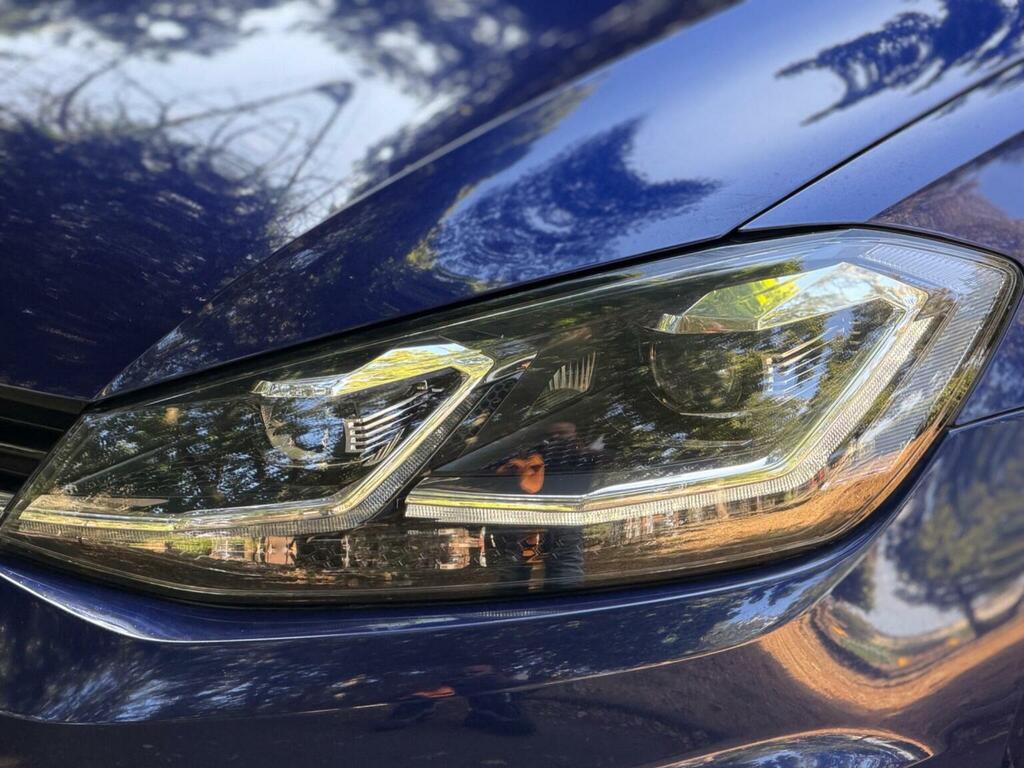 Volkswagen Golf Hatchback 1.2 Tsi 201717 #2