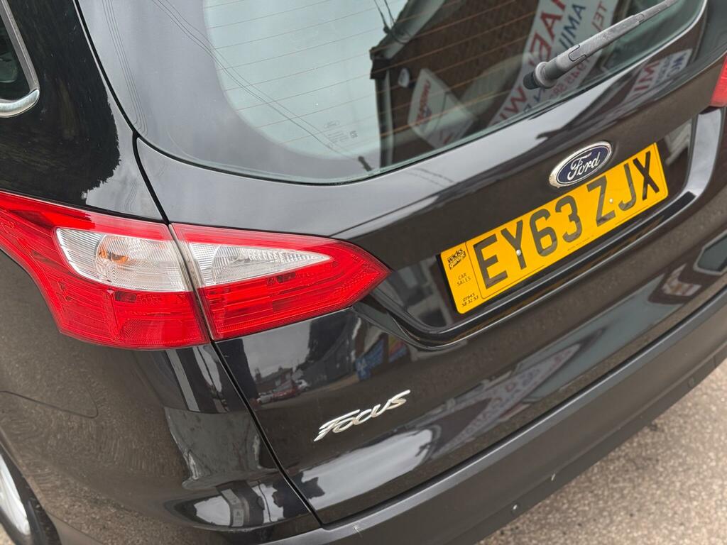 Ford Focus 1.6 Titanium Powershift Euro 5 EY63ZJX Silver #2