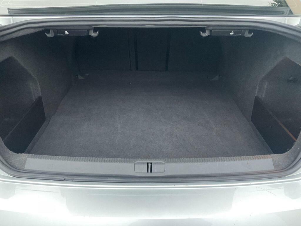 Volkswagen Passat S Silver #21